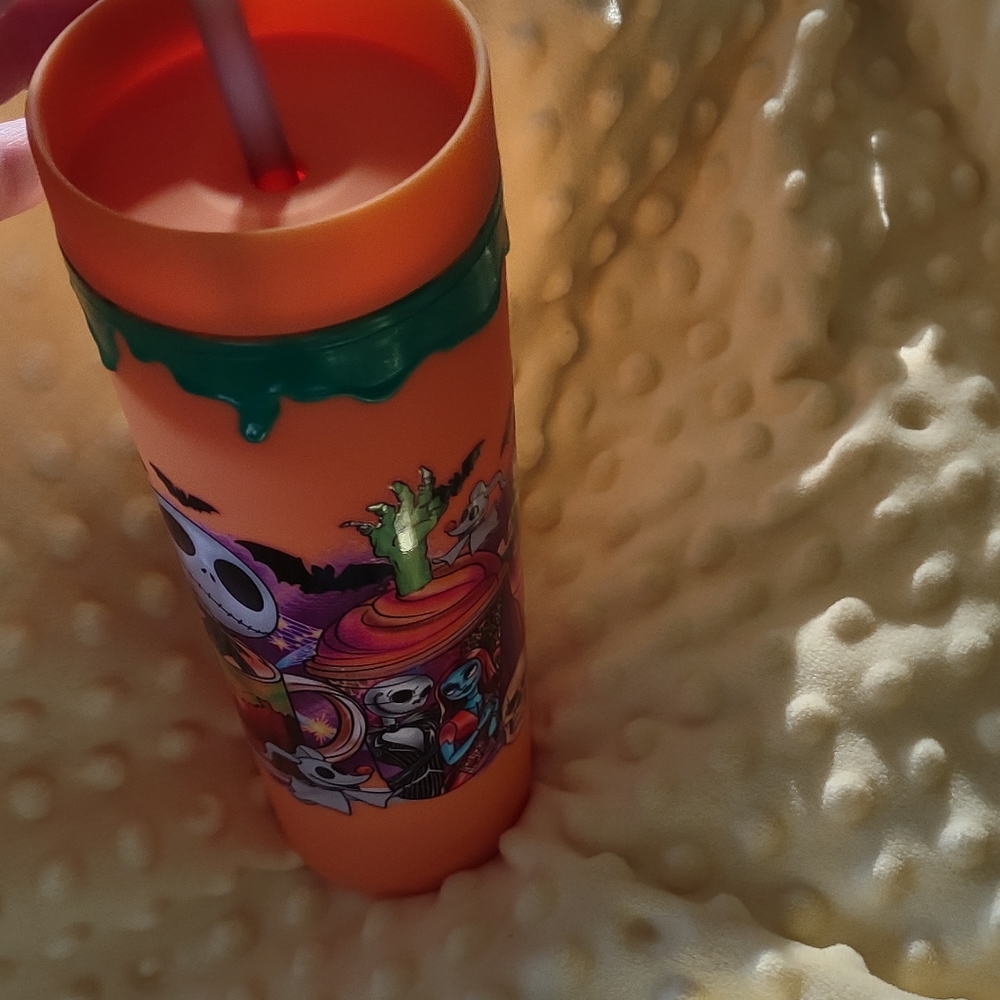 Nightmare before Christmas tumbler - Picture 2 of 16